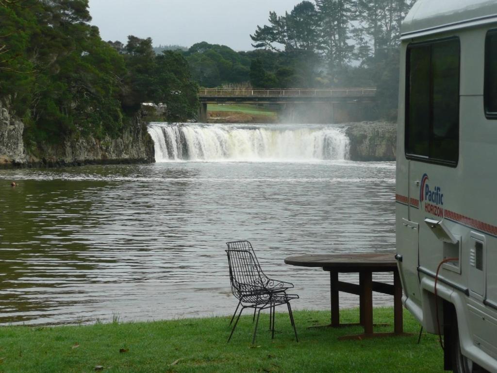 Waterfalls Estate - Motel & Campground Paihia Ngoại thất bức ảnh